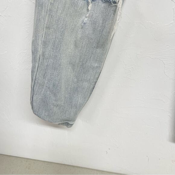 Wild Fable Light Wash Heavily Distressed Mom Jeans Womens 00 Blue Denim Zip - Picture 8 of 8